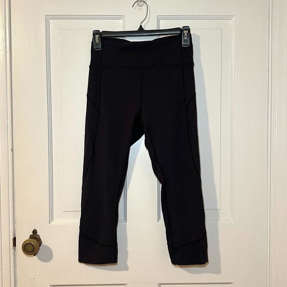 Lululemon Black High Rise Crop Leggings Womens Size 6 Yoga Workout Athletic Pant